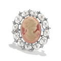 Embossed Beauty Pearl Brooch
