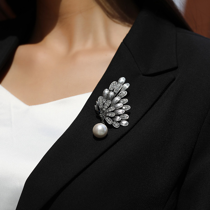 Vintage Butterfly Pearl Brooch