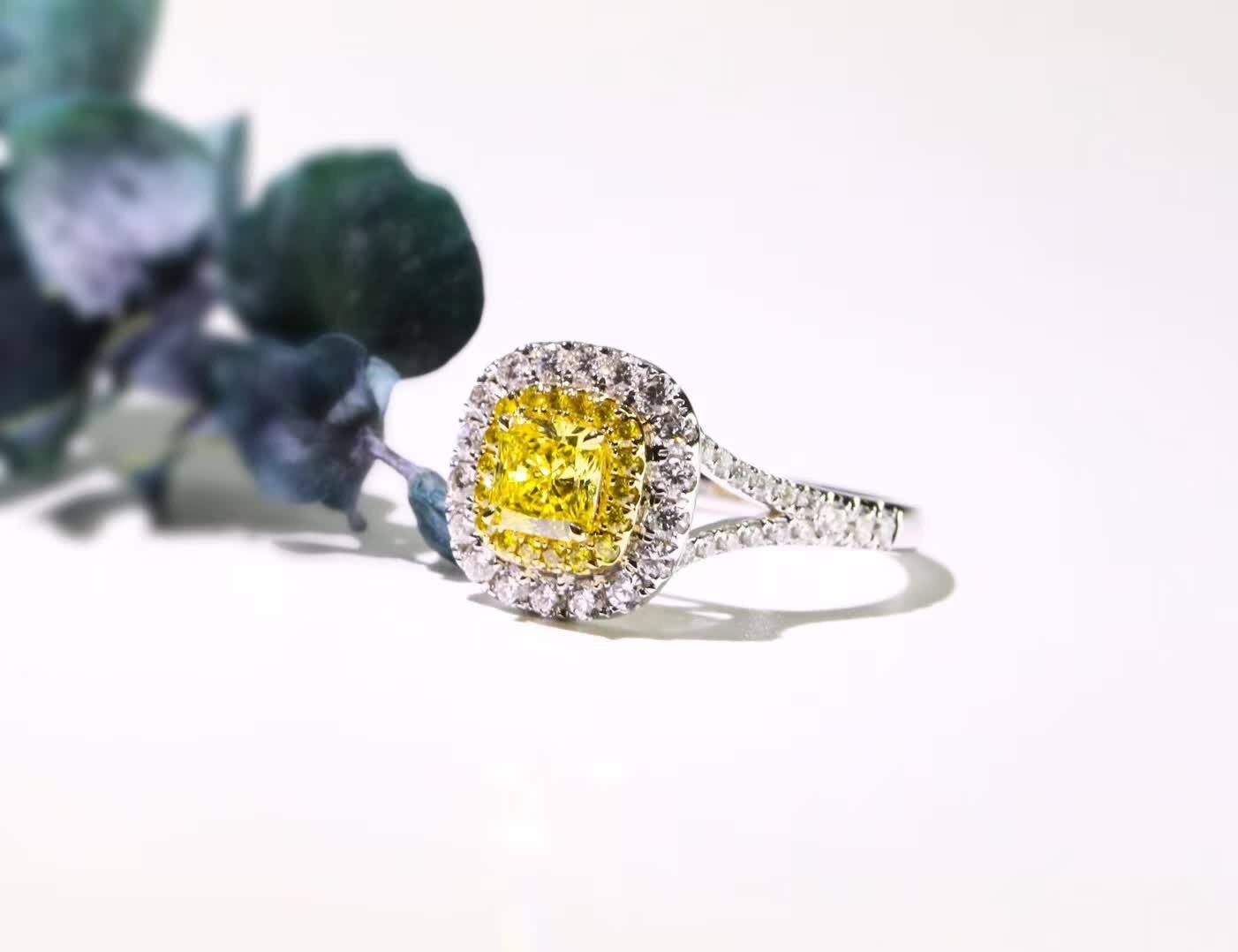 Luxury Square Zircon Inlaid Yellow Diamond Ring