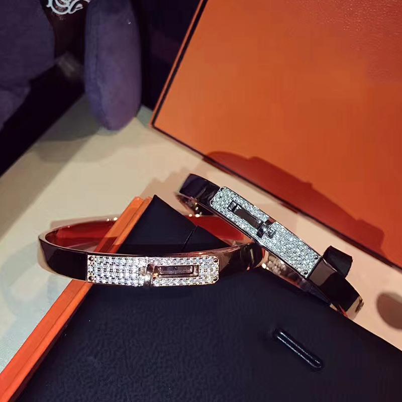 Jewelry For Women Twist Lock Bangle