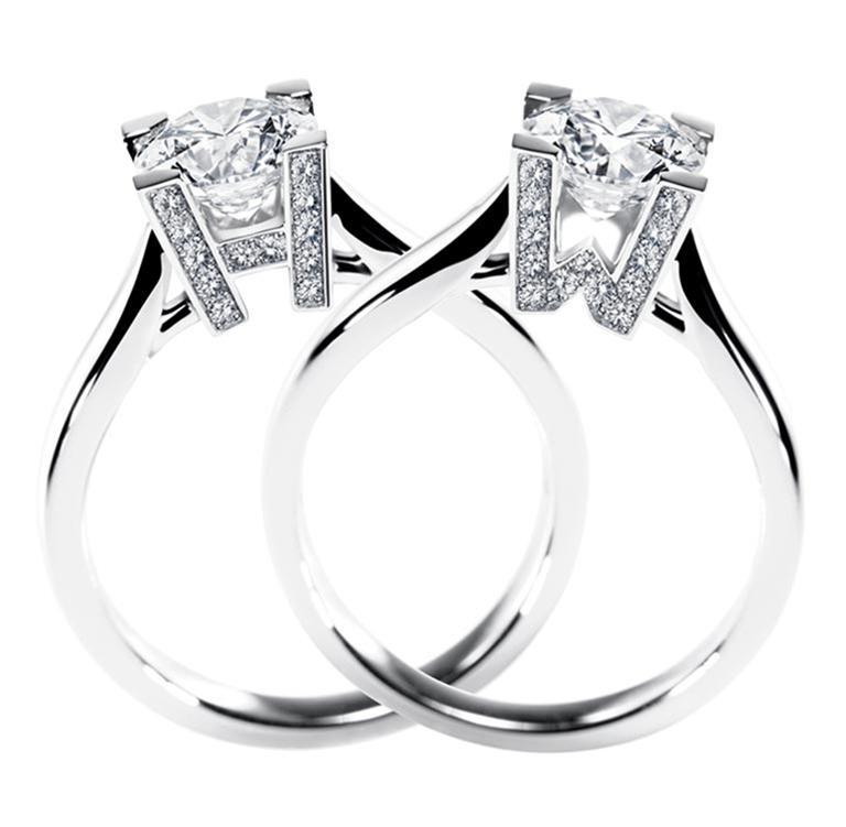 Round Brilliant Moissanite Micropav¨¦ Ring