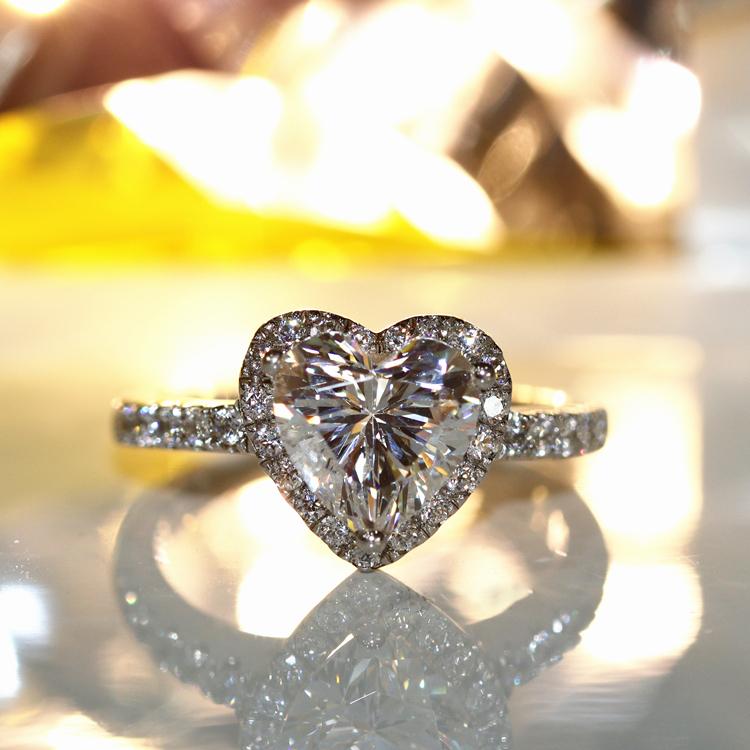 Double Heart Shape 3.0 Face CVD Diamond Ring(2.0CT)