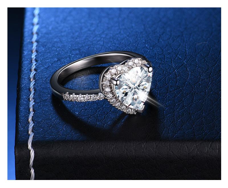Double Heart Shape 3.0 Face CVD Diamond Ring(2.0CT)
