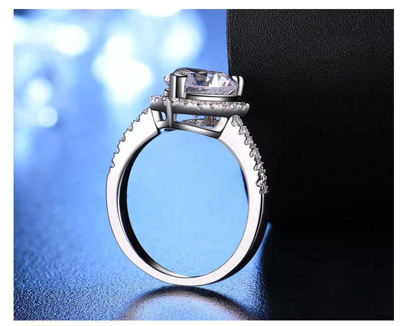 Double Heart Shape 3.0 Face CVD Diamond Ring(2.0CT)