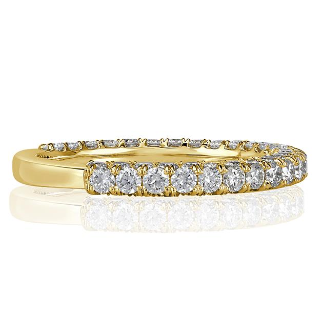 Round Brilliant Cut Diamond Wedding Band