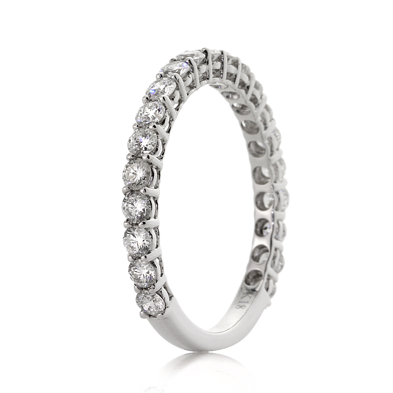 Round Brilliant Cut Diamond Wedding Band