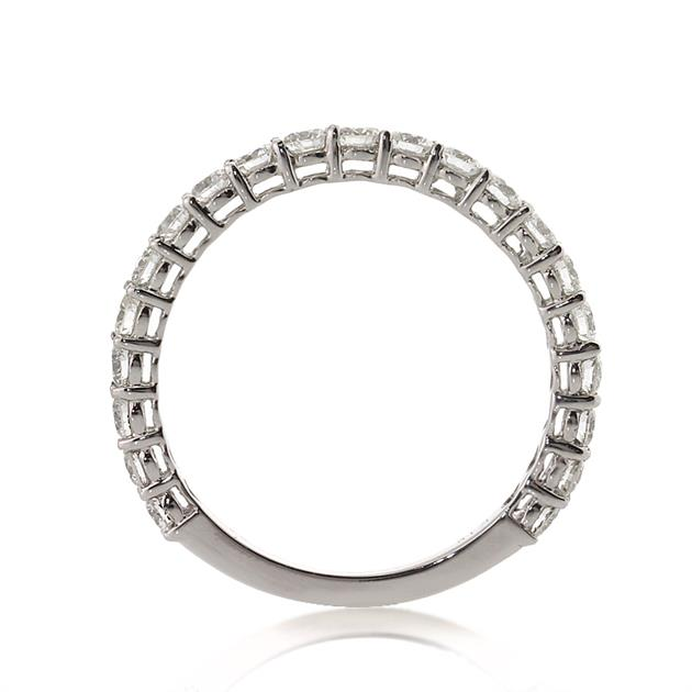 Round Brilliant Cut Diamond Wedding Band