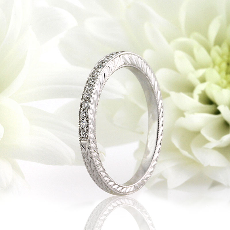 Round Brilliant Cut CVD Diamond Pav¨¦ Wedding ring