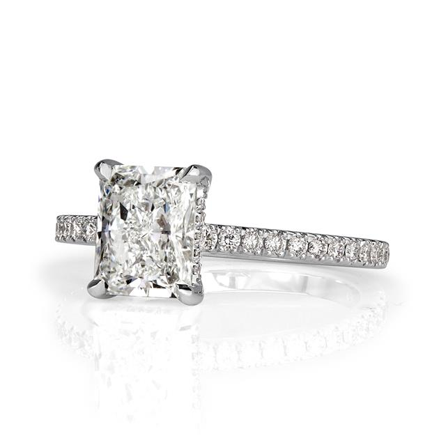 Radiant Cut CVD Diamond Engagement Ring