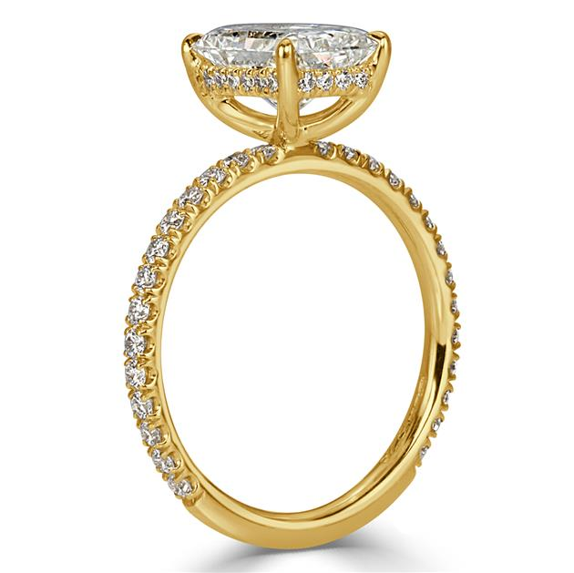 Radiant Cut CVD Diamond Engagement Ring