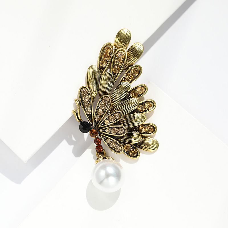 Vintage Butterfly Pearl Brooch