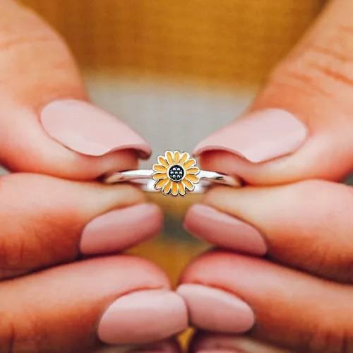 ENAMEL SUNFLOWER RING