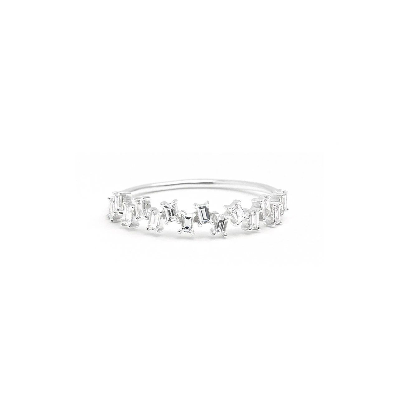 OFFSET BAGUETTE DIAMOND RING