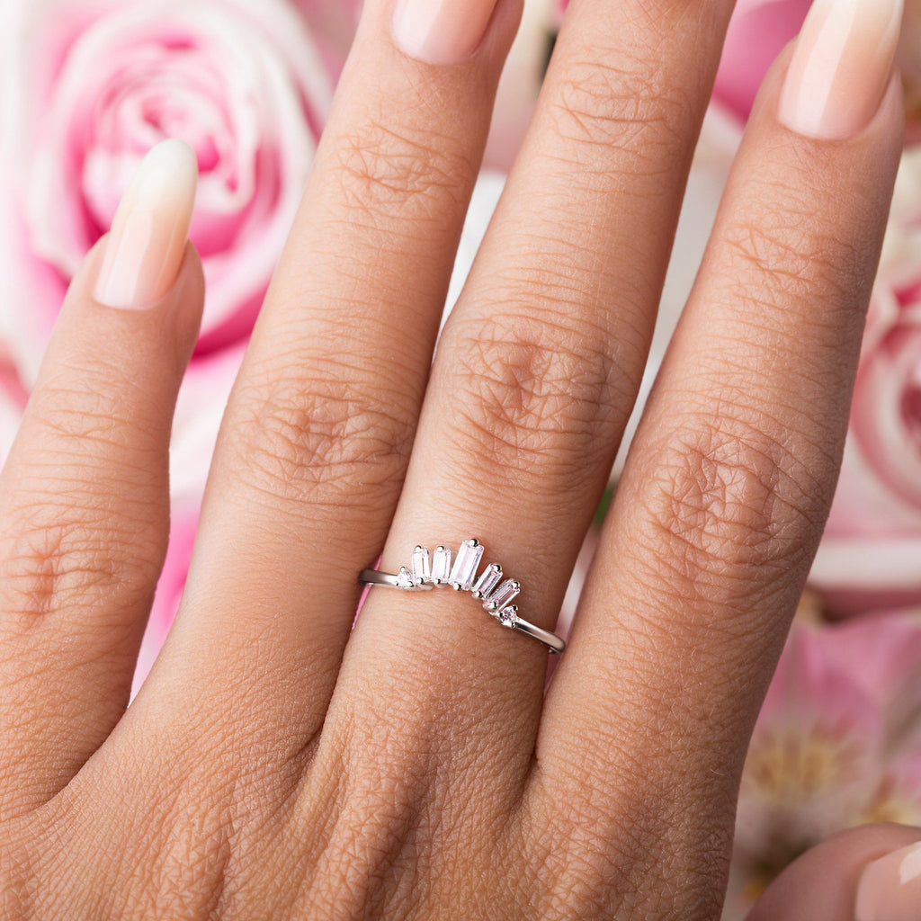 Emerald-shape White Diamond Wedding Ring
