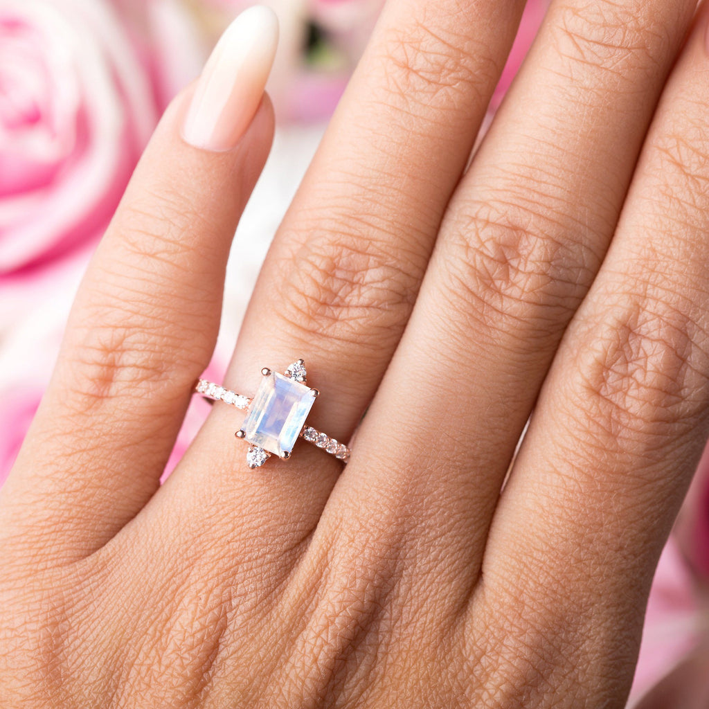 Emerald-shape White Diamond Engagement Ring