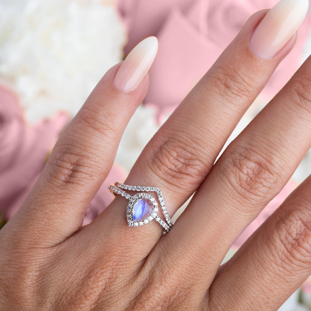 Pear Shaped Engagement Ring