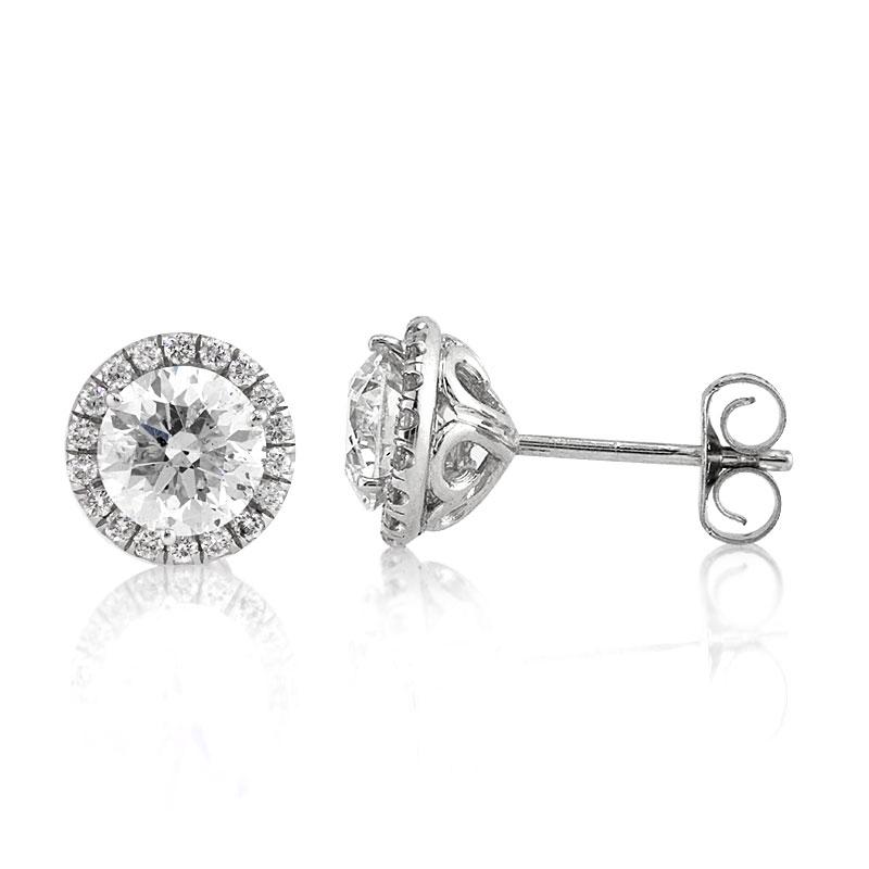Round Brilliant Cut Diamond Stud Earrings