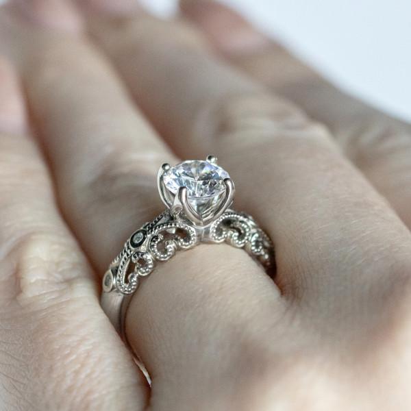 Round Brilliant Cut Diamond Engagement  Ring