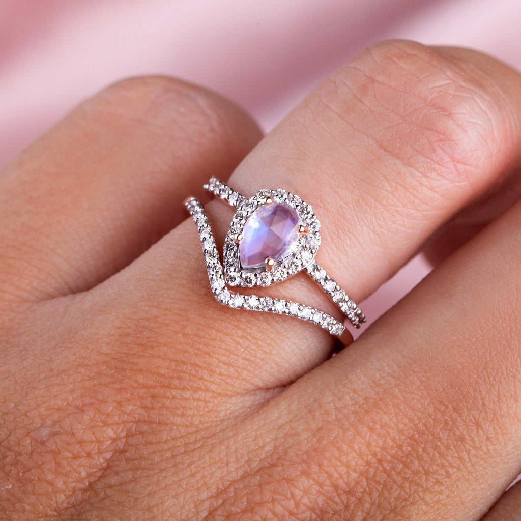 Round Brilliant Cut  Diamond Wedding Ring