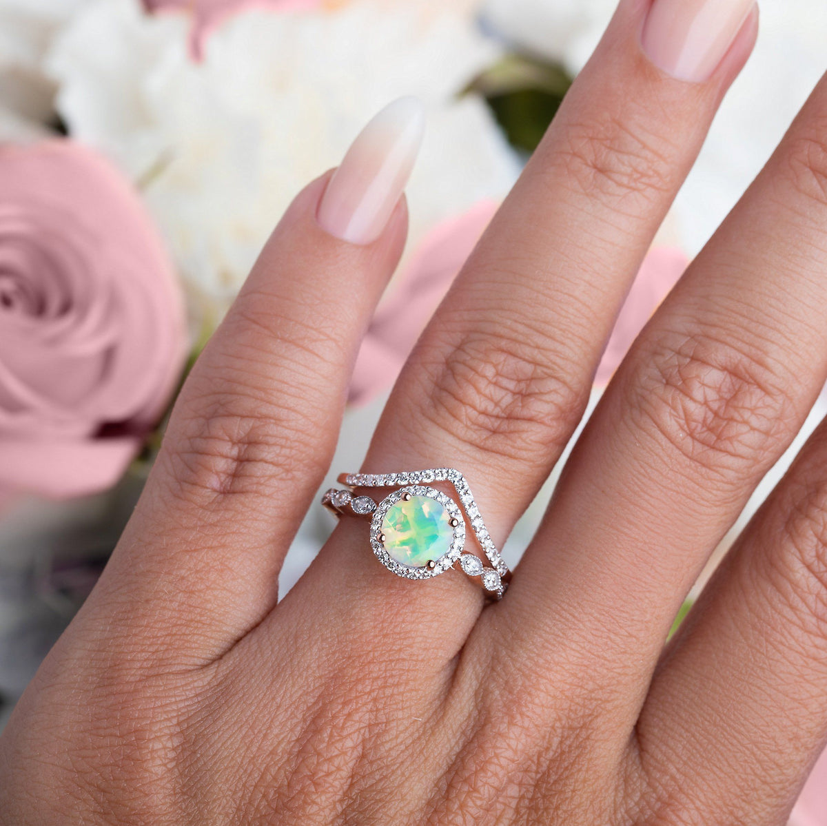Round Brilliant Cut  Diamond Wedding Ring