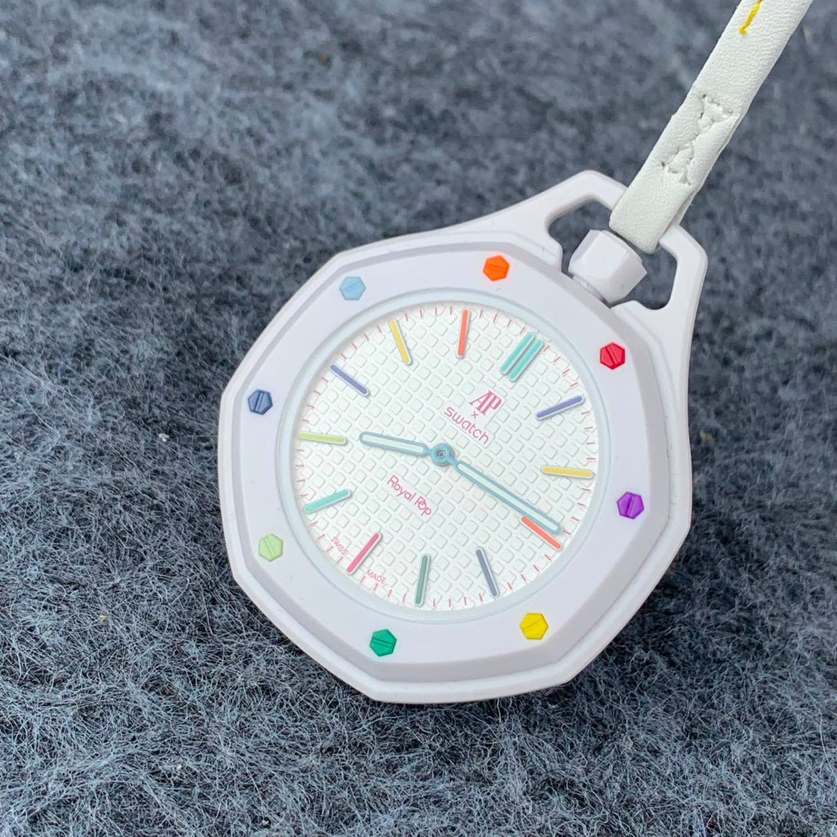 AP x Swatch Royal Pop ‘Huit Blanc’