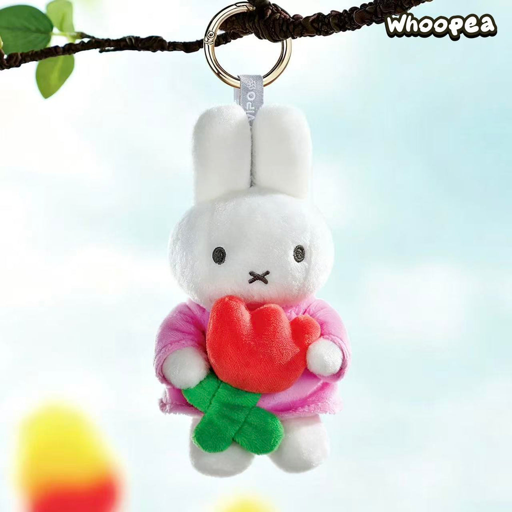 VIPO Miffy Hug Series Plush Pendant