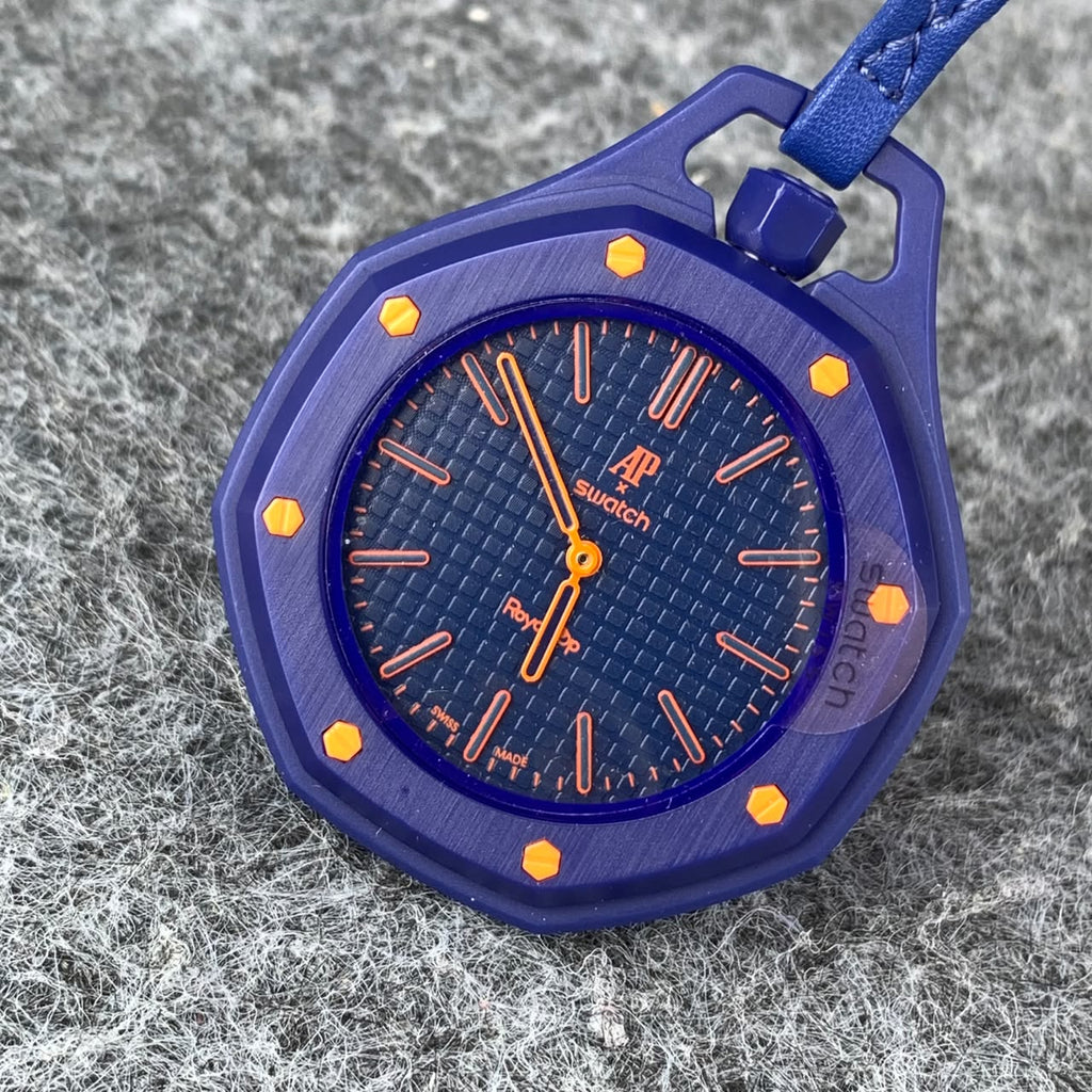 AP x Swatch Royal Pop ‘Orenji Hachi’