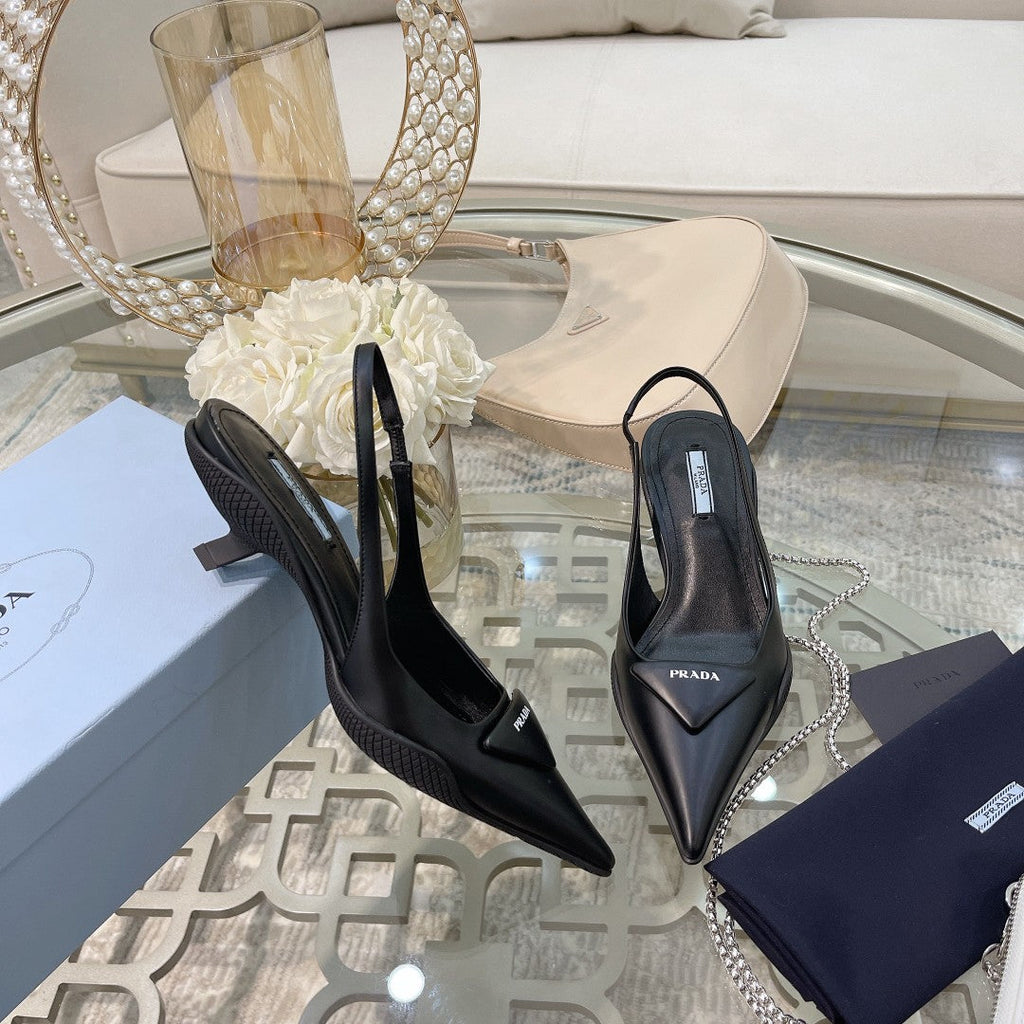Prada Patent Leather Slingback Heels – Spring/Summer Collection – 2022