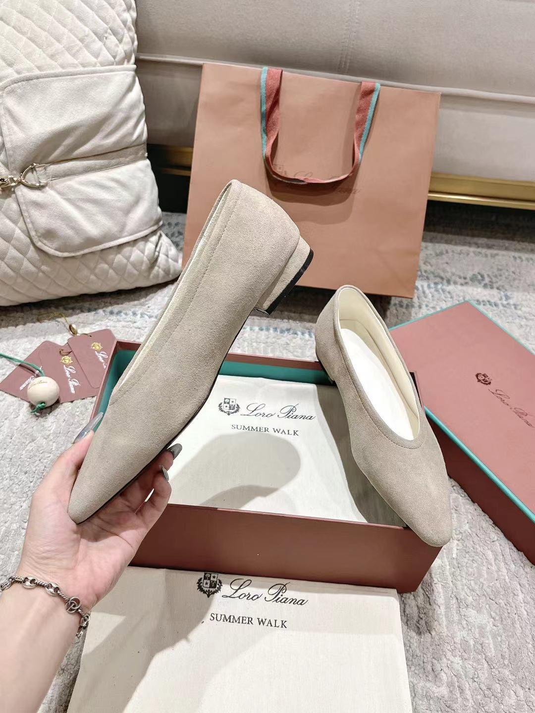 Loro Piana Rebecca Minimalist Ballerina Flats – Spring/Summer Collection