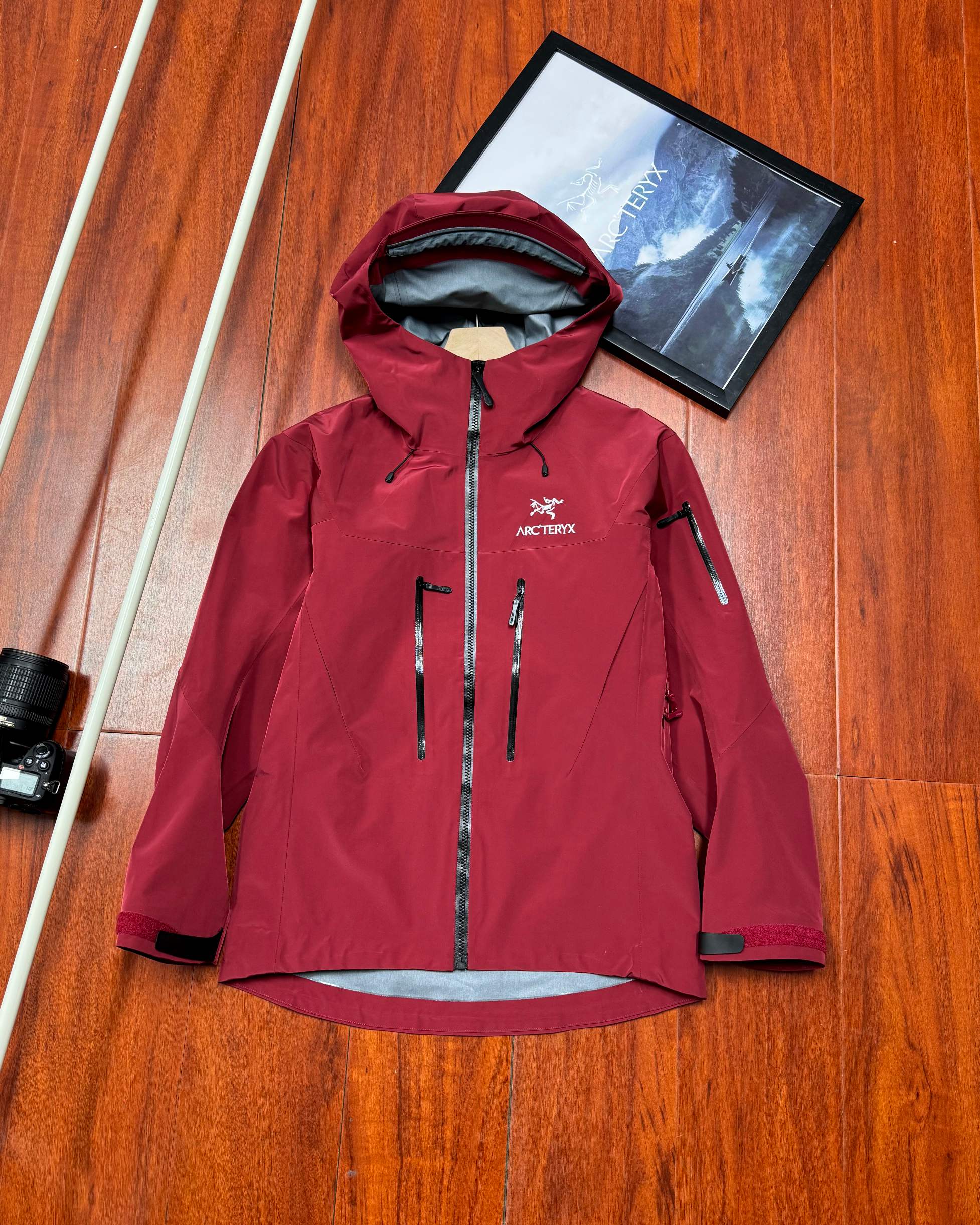 Arc'teryx Alpha SV 7th Generation Hard Shell Jacket