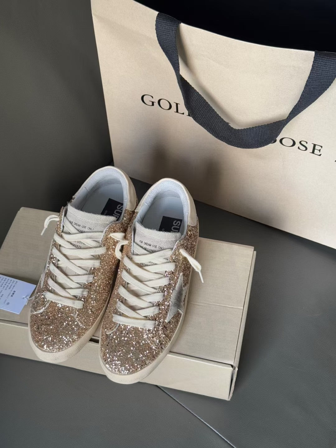 Golden Goose Superstar Sequined Sneakers – 2025 New Style