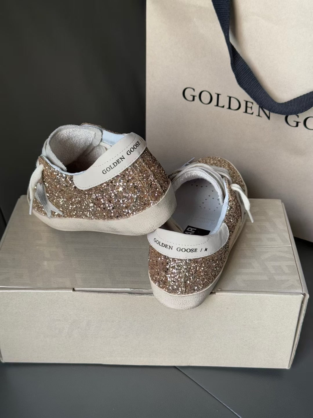 Golden Goose Superstar Sequined Sneakers – 2025 New Style