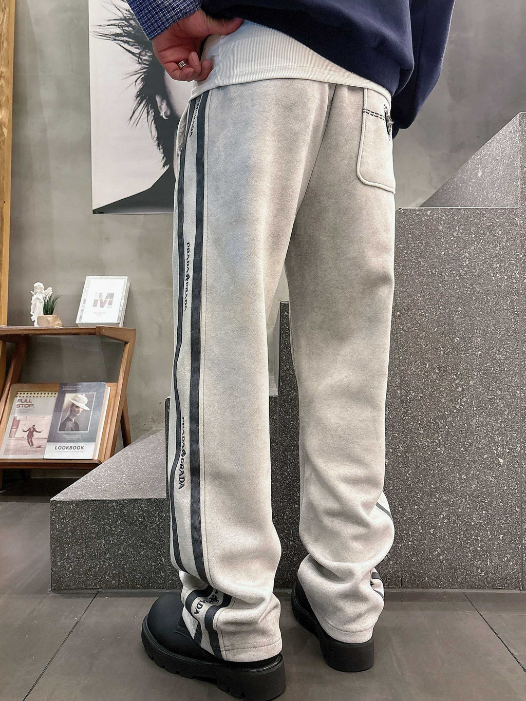 Prada Classic Logo Casual Pants – 2025FW