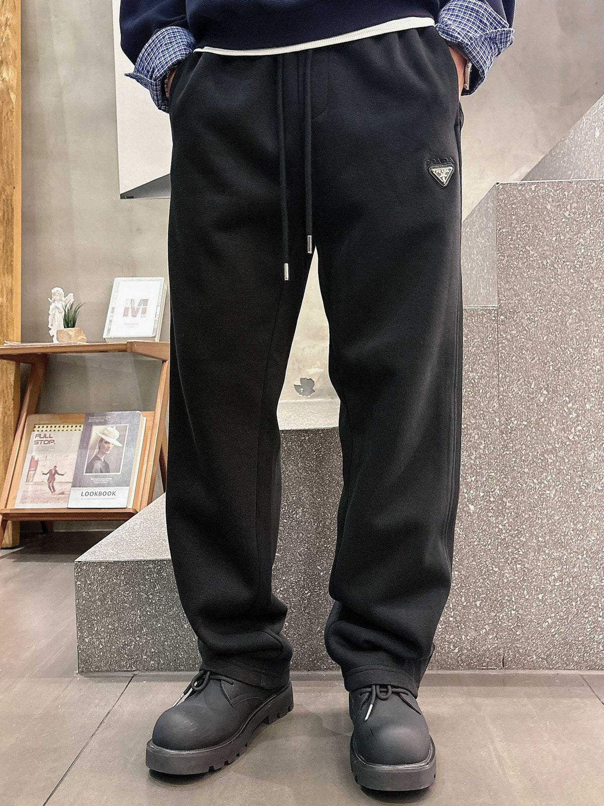 Prada Classic Logo Casual Pants – 2025FW