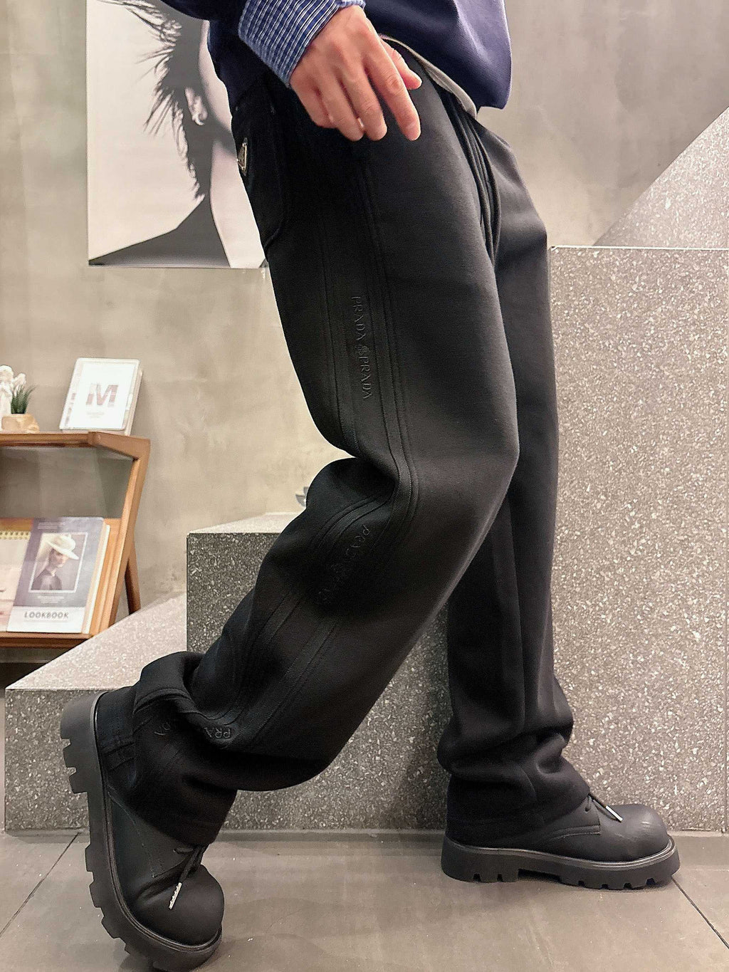 Prada Classic Logo Casual Pants – 2025FW