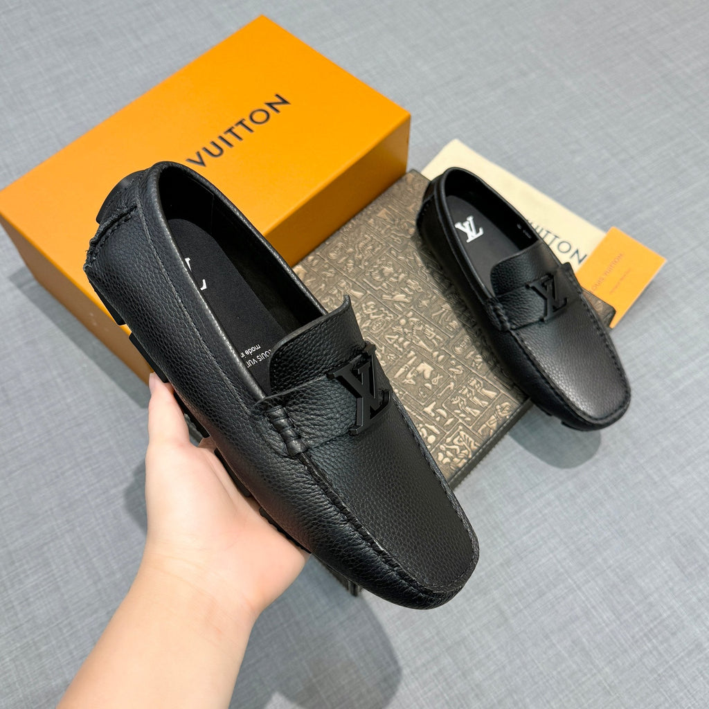 Louis Vuitton Men's Grained Leather Driving Shoes