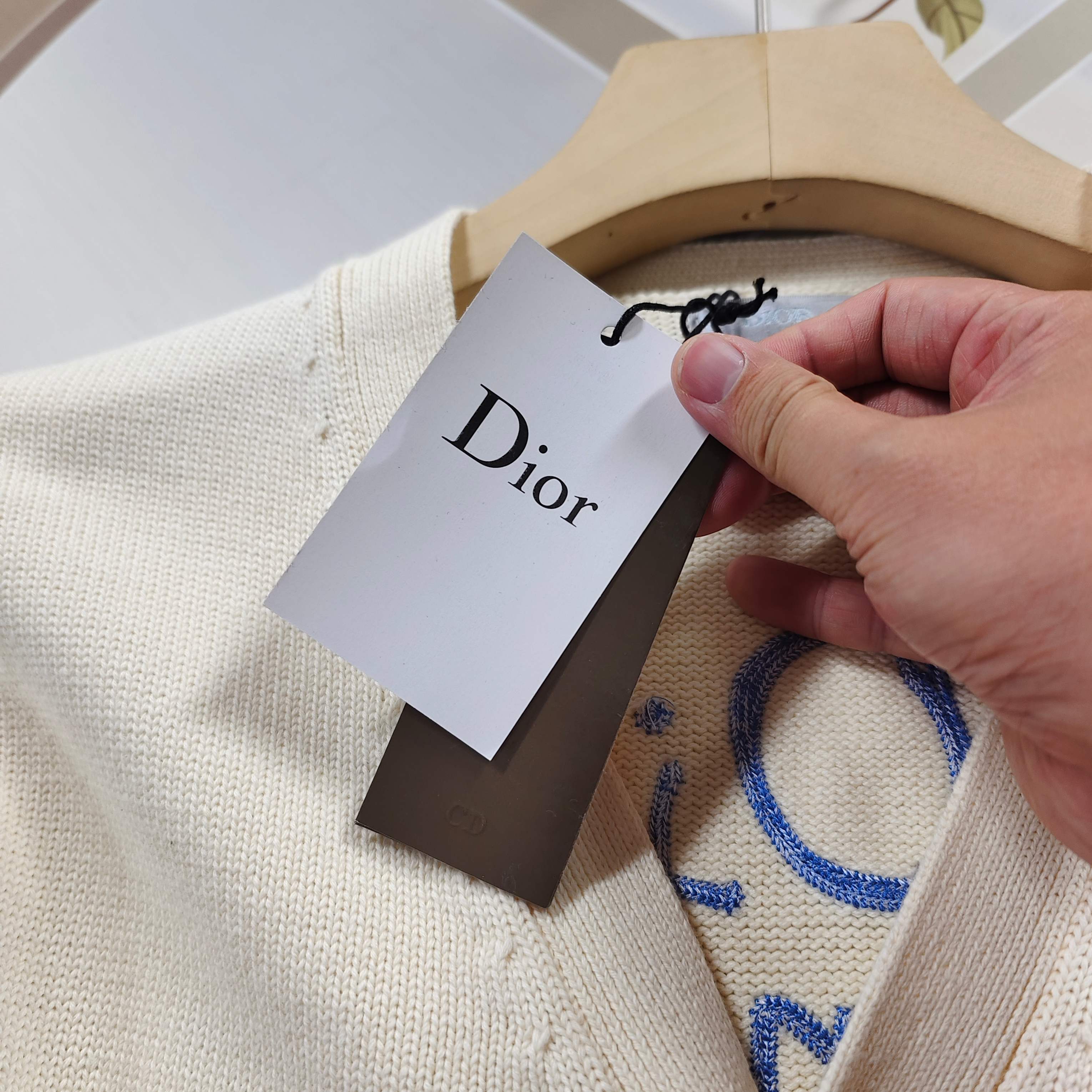 Dior CD Letter Embroidered Knit Cardigan – 2025 Fall