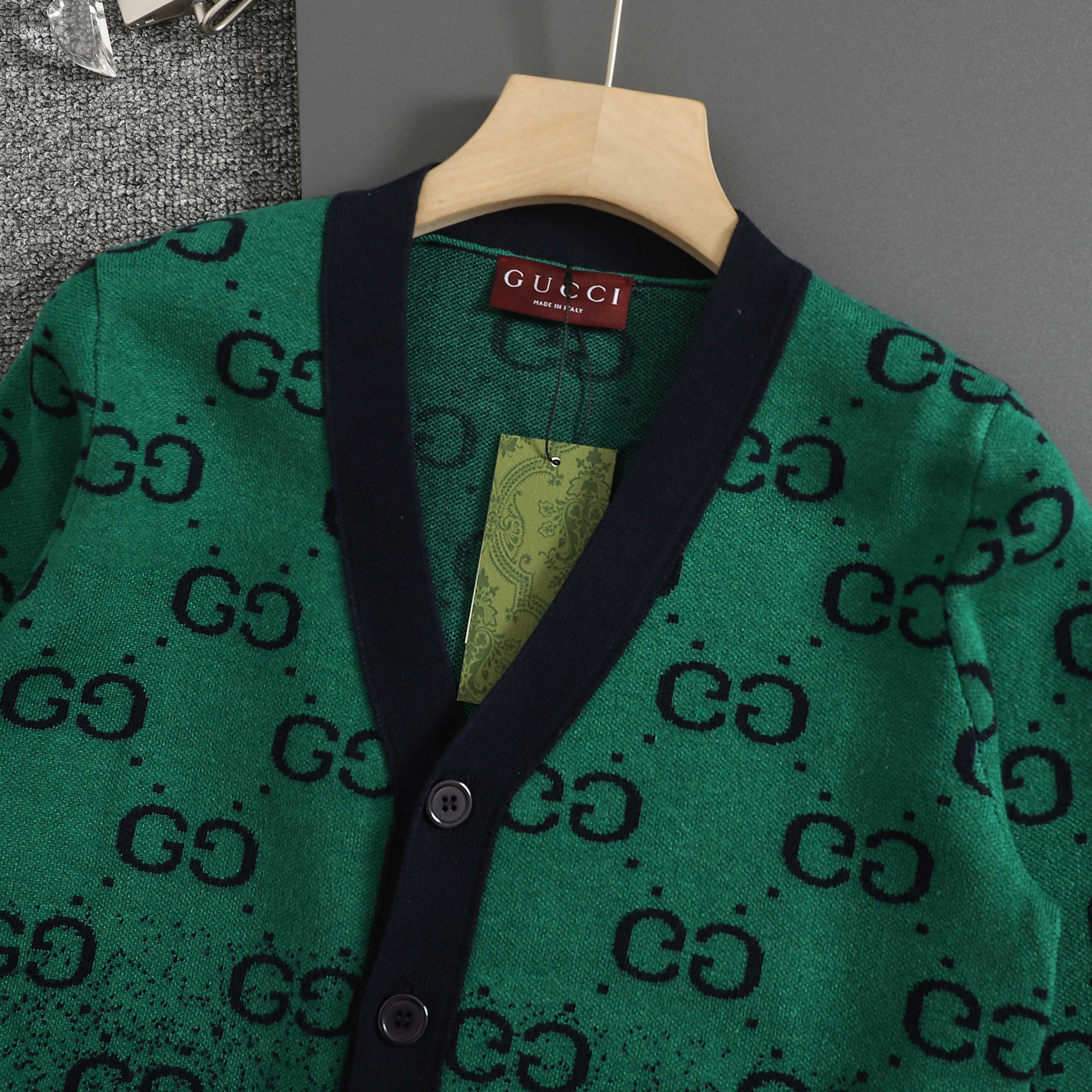 Gucci Classic Jacquard Double G Cardigan