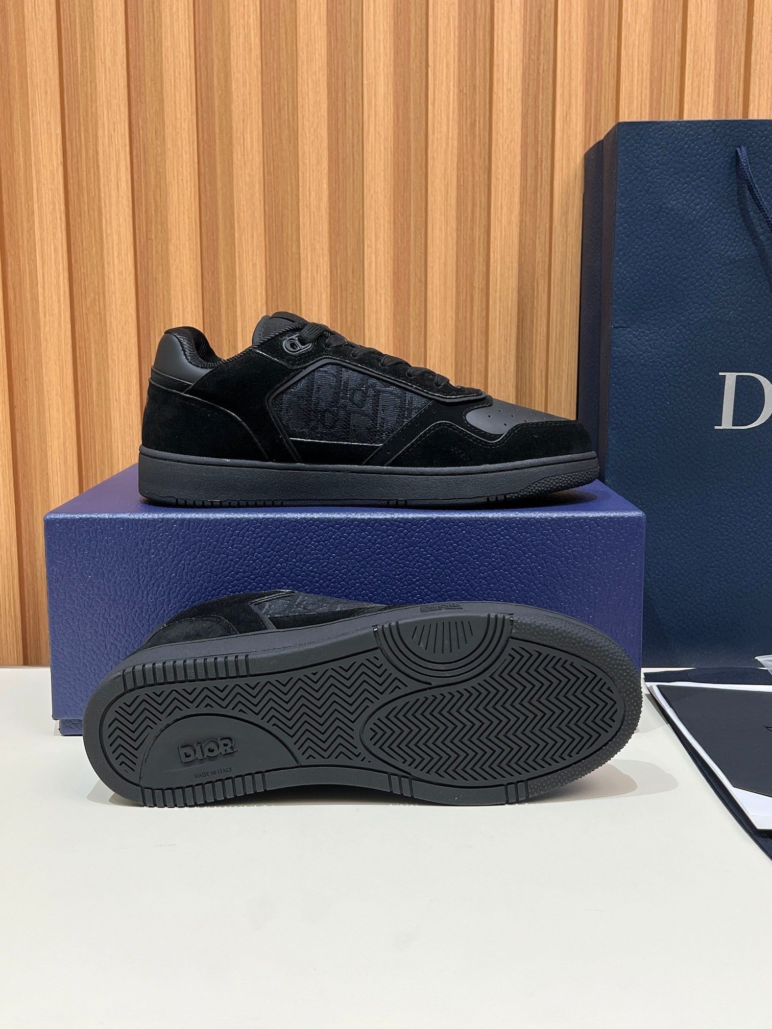 Dior B27 Unisex Sneakers – 2025 Collection