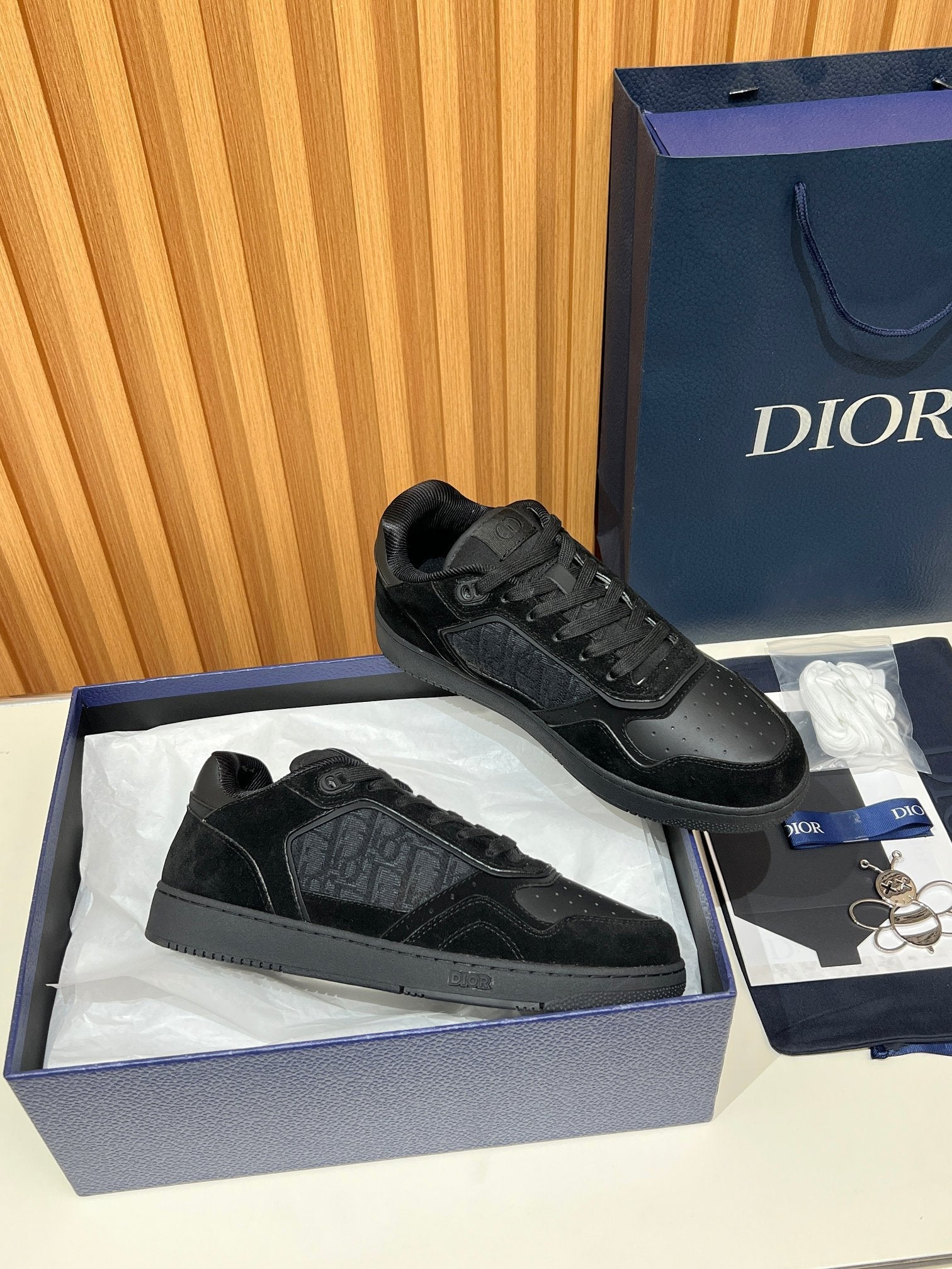 Dior B27 Unisex Sneakers – 2025 Collection