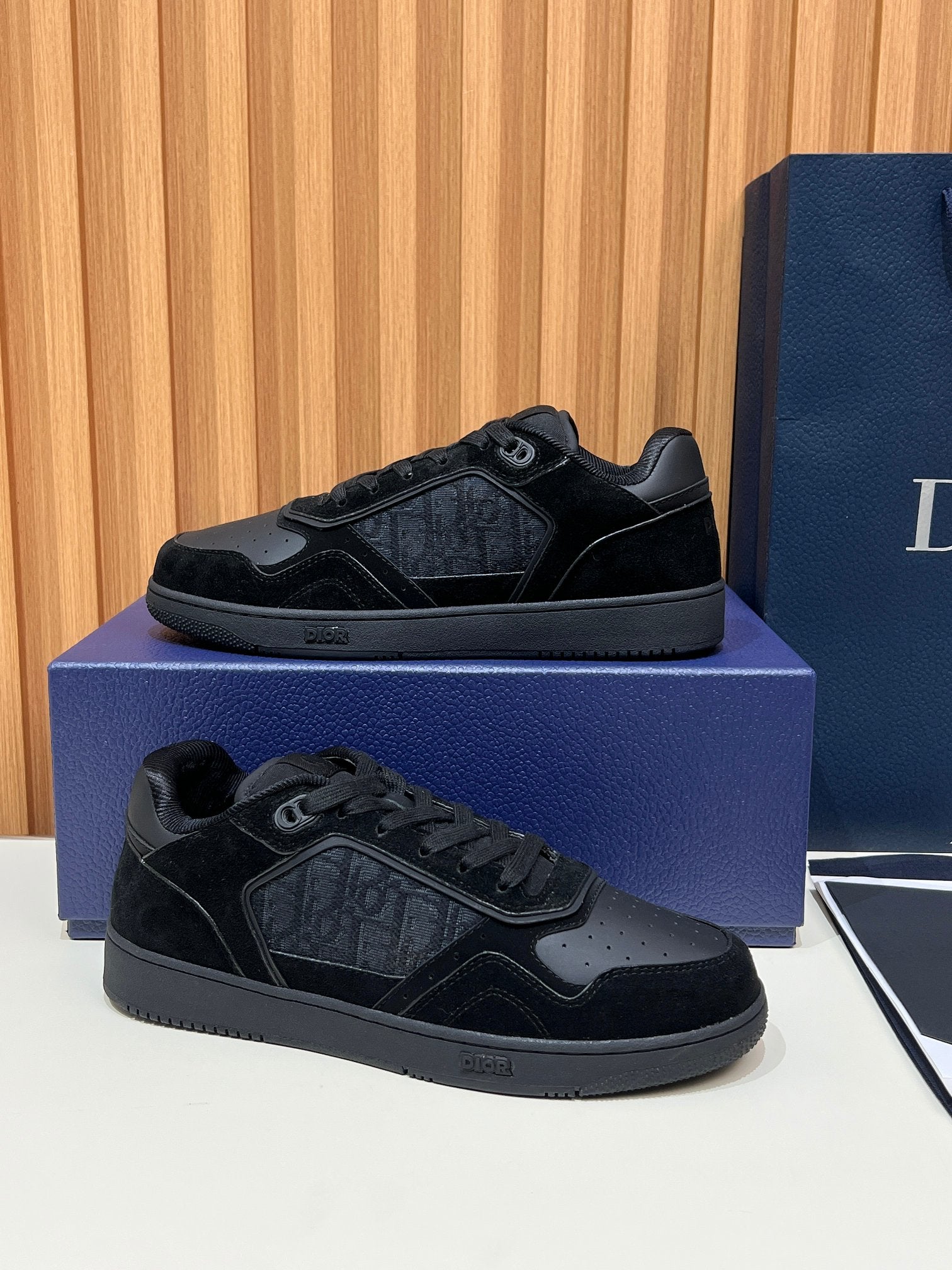 Dior B27 Unisex Sneakers – 2025 Collection