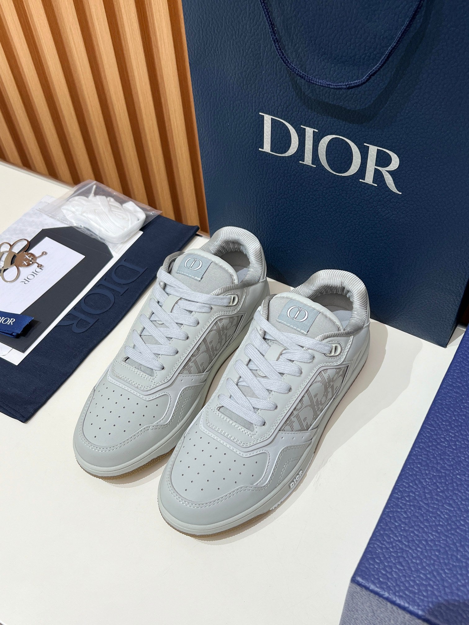 Dior B27 Unisex Sneakers – 2025 Collection