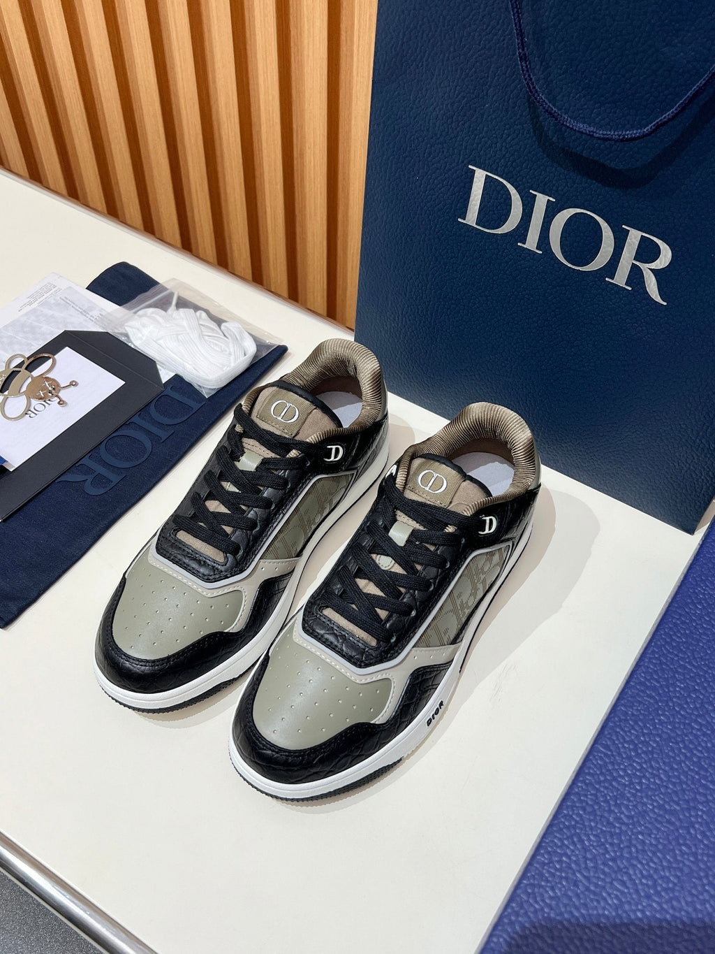 Dior B27 Unisex Sneakers – 2025 Collection