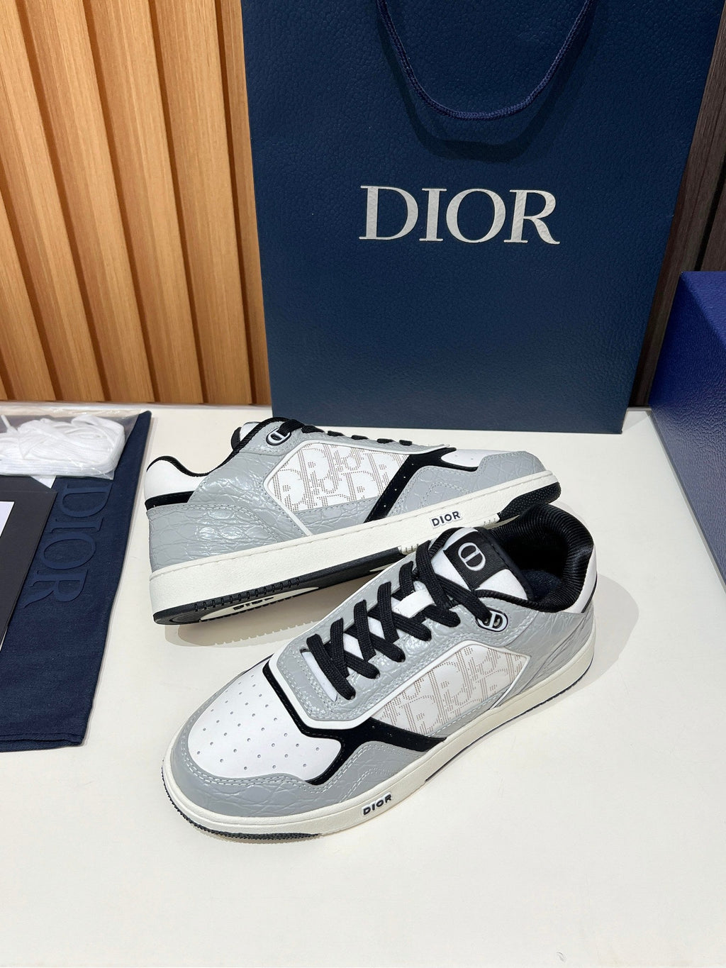 Dior B27 Unisex Sneakers – 2025 Collection