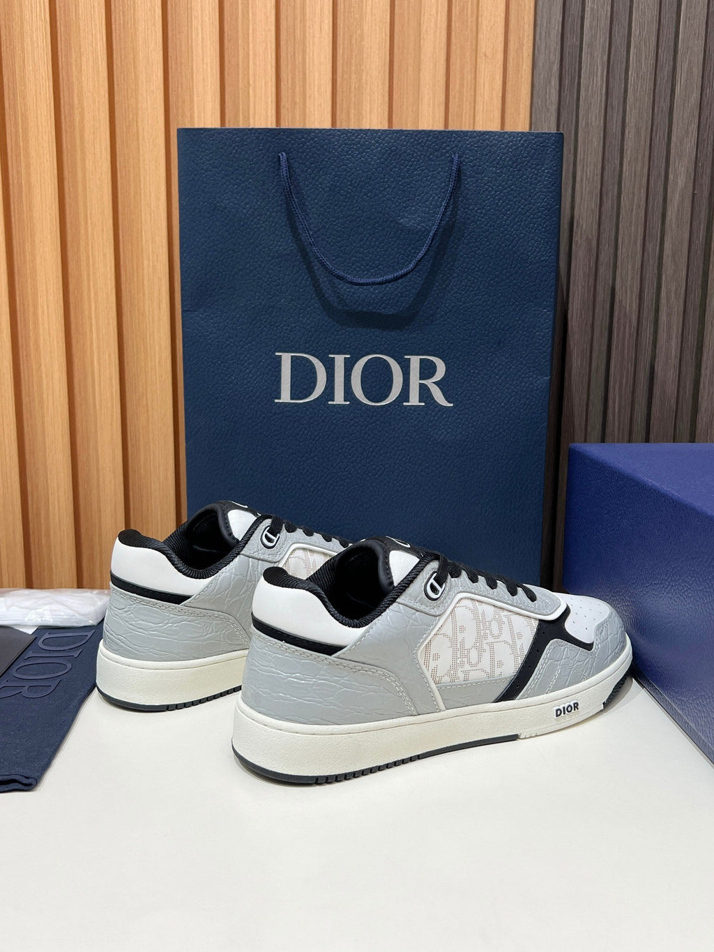 Dior B27 Unisex Sneakers – 2025 Collection