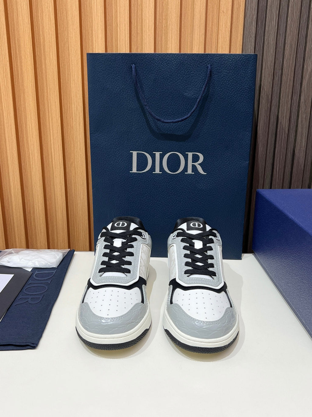 Dior B27 Unisex Sneakers – 2025 Collection