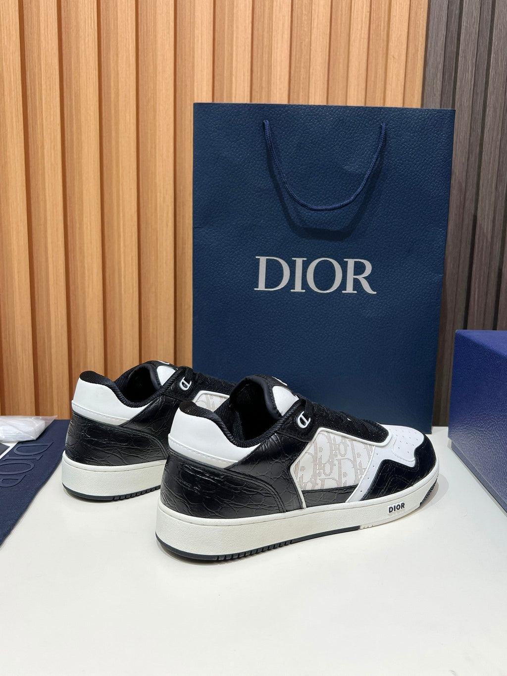Dior B27 Unisex Sneakers – 2025 Collection