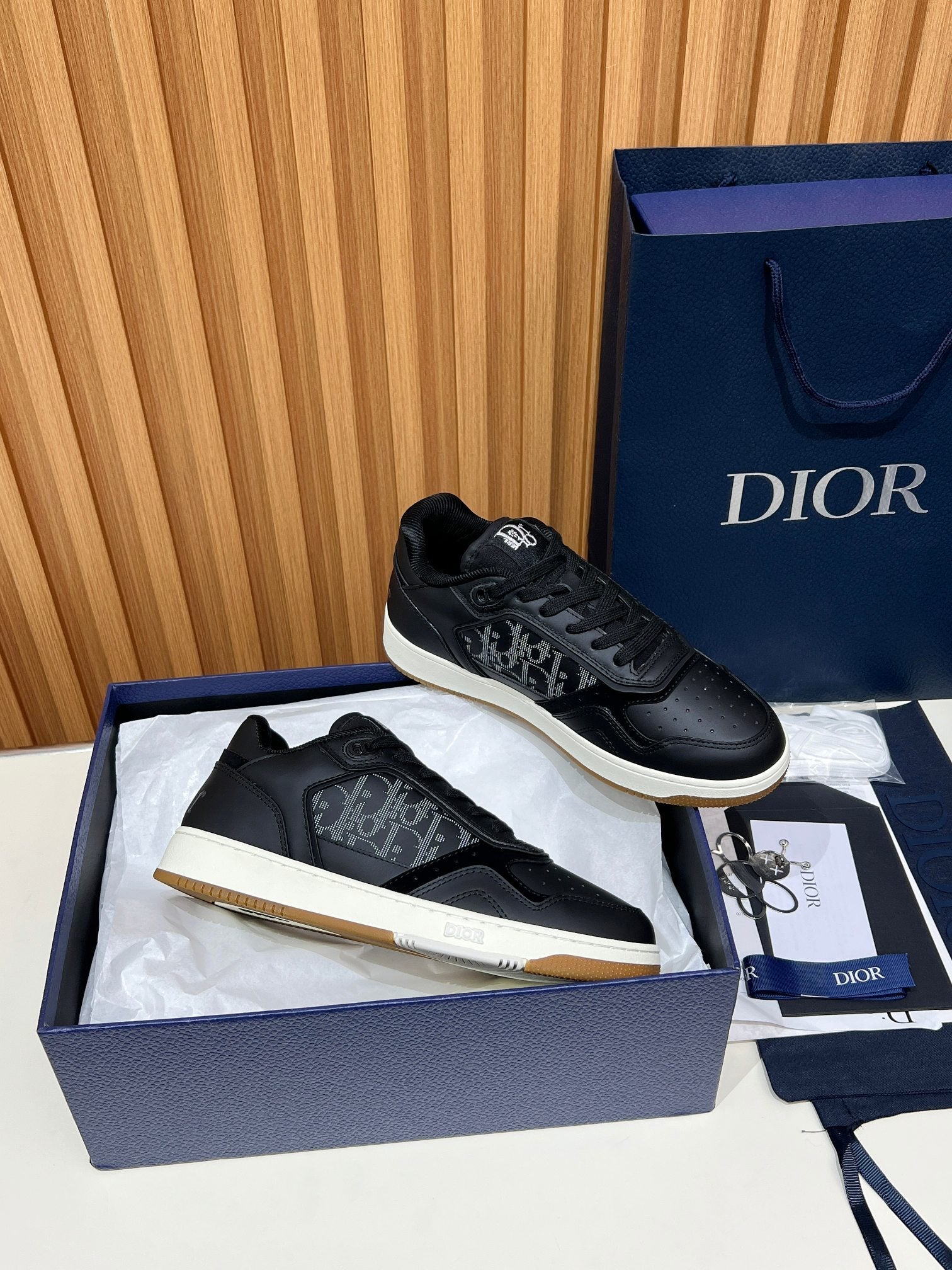Dior B27 Couple's Sneakers – 2025 Collection