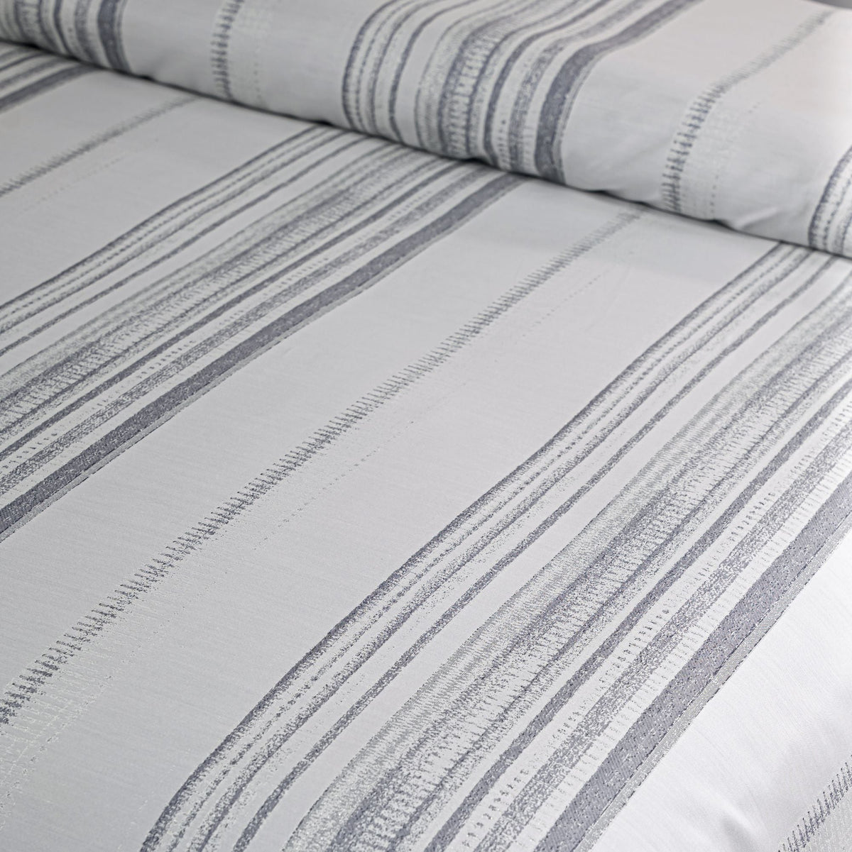 Hotel Grand Pima Cotton & Silk Jacquard Four-Piece Bedding Set