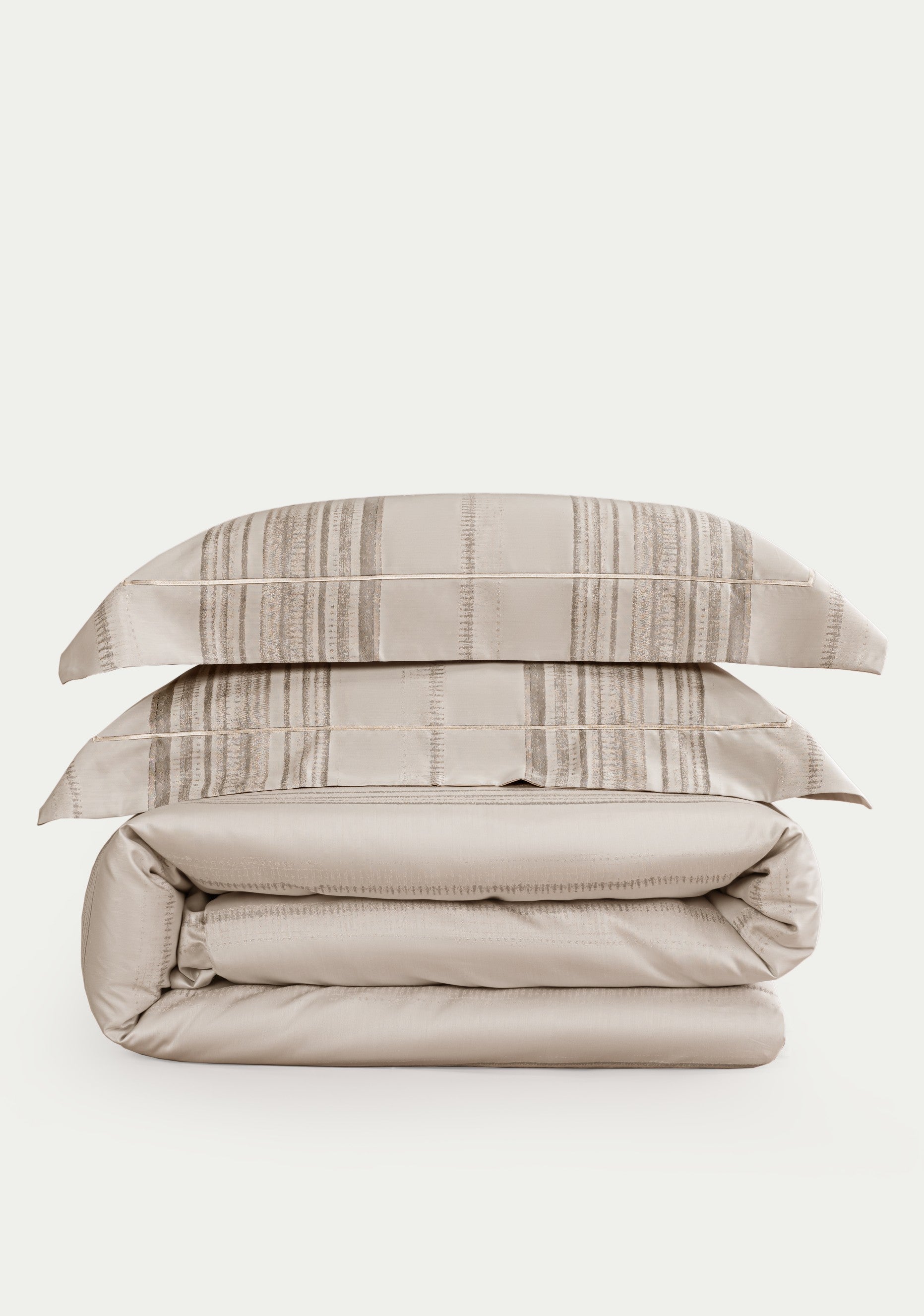 Hotel Grand Pima Cotton & Silk Jacquard Four-Piece Bedding Set